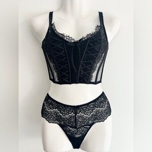 Victoria's Secret Black Lace Corset Bra Set